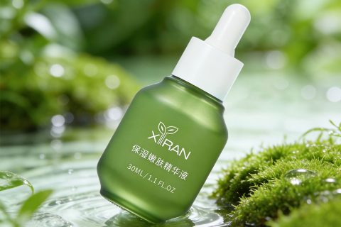 保湿嫩肤精华液_绿瓶装